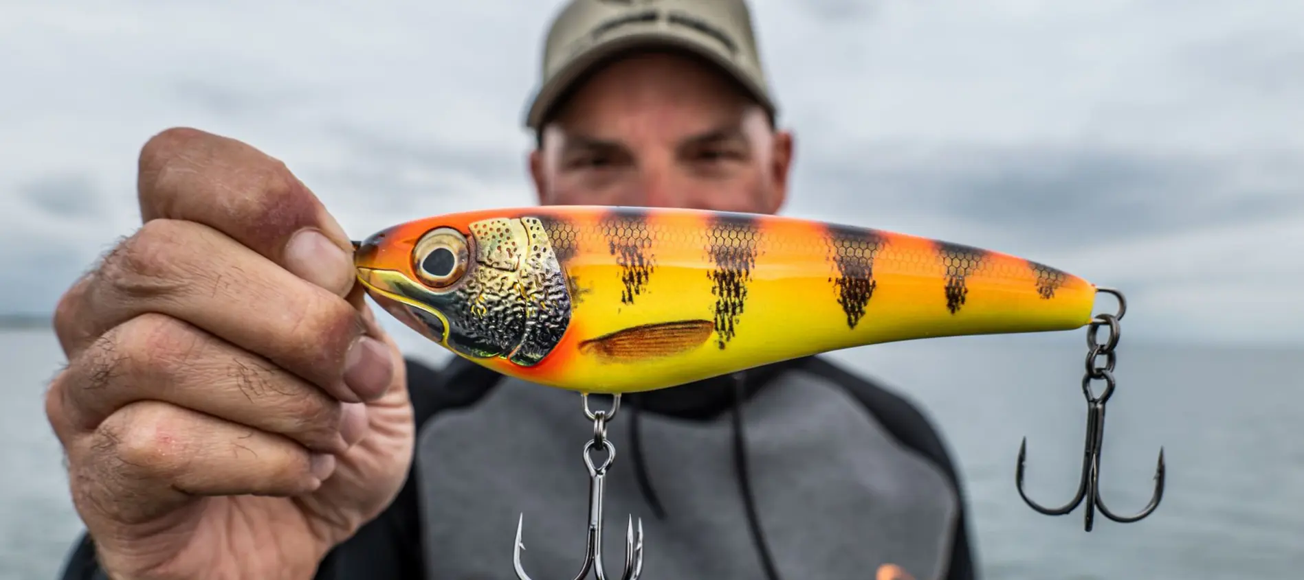 Titelseite 2 Titelseite -Savage Gear Shop Savage Gear